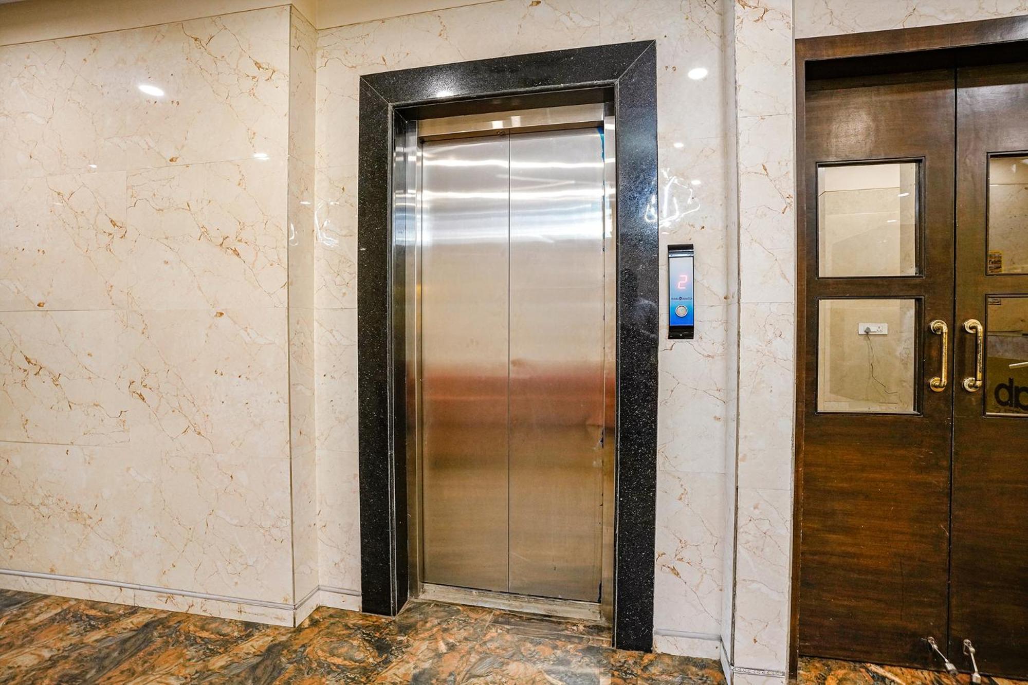Fabhotel Vertigo Suites - Nr Bkc مومباي المظهر الخارجي الصورة