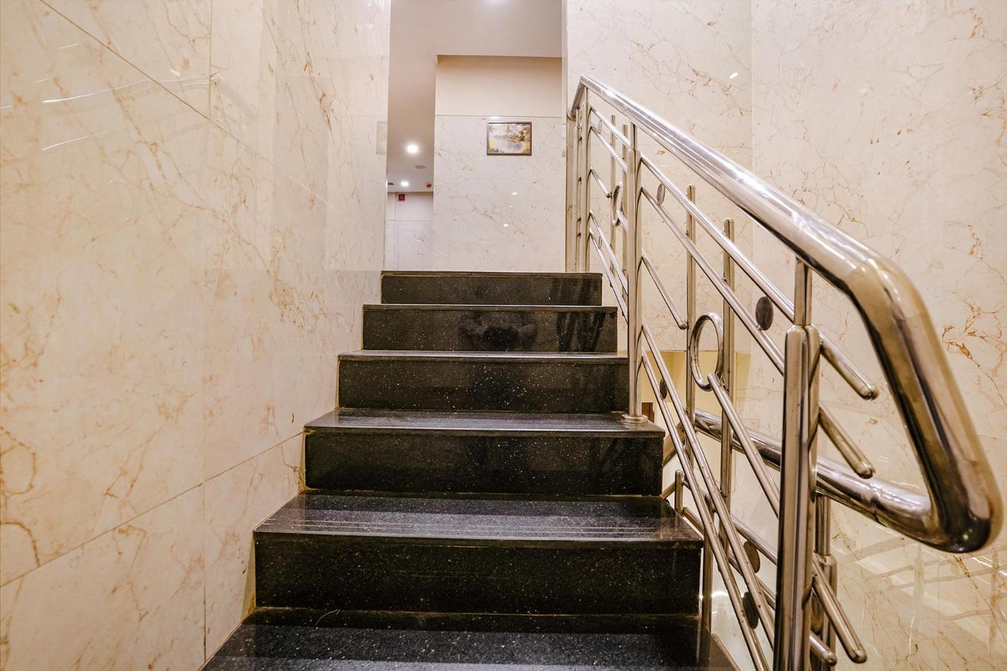 Fabhotel Vertigo Suites - Nr Bkc مومباي المظهر الخارجي الصورة
